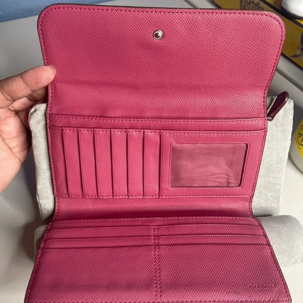Coach Tan/ pink  Signature Clutch snap Wallet with matching detachable checkbook